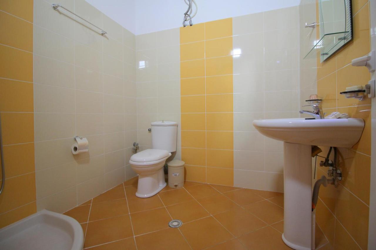 Atlantis Apartments Sarande Exterior photo